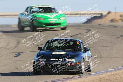 media/Oct-15-2023-CalClub SCCA (Sun) [[64237f672e]]/Group 4/Qualifying/